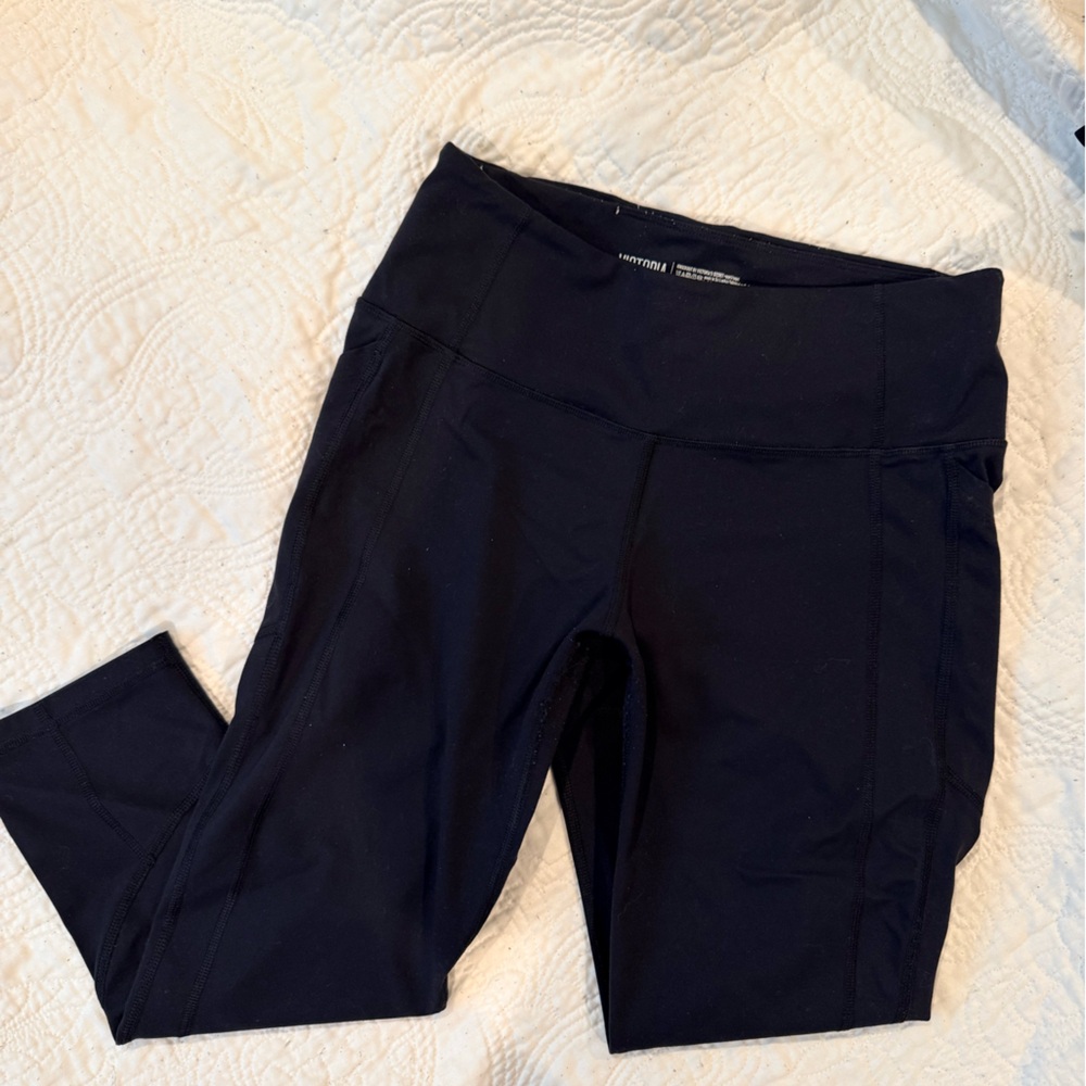 Victoria Sport Black Athletic Leggings